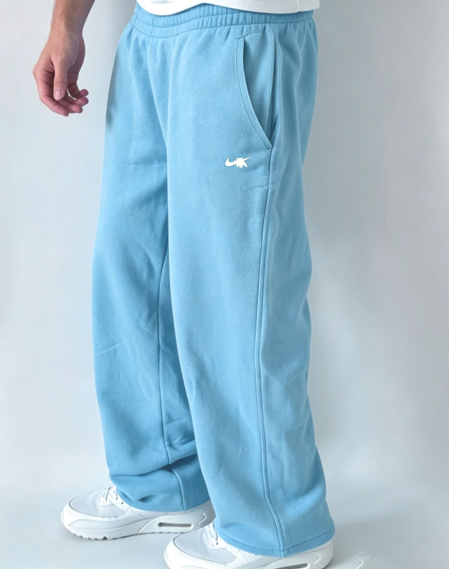 Nike Sweatpants Wide Leg Embroidered Blue