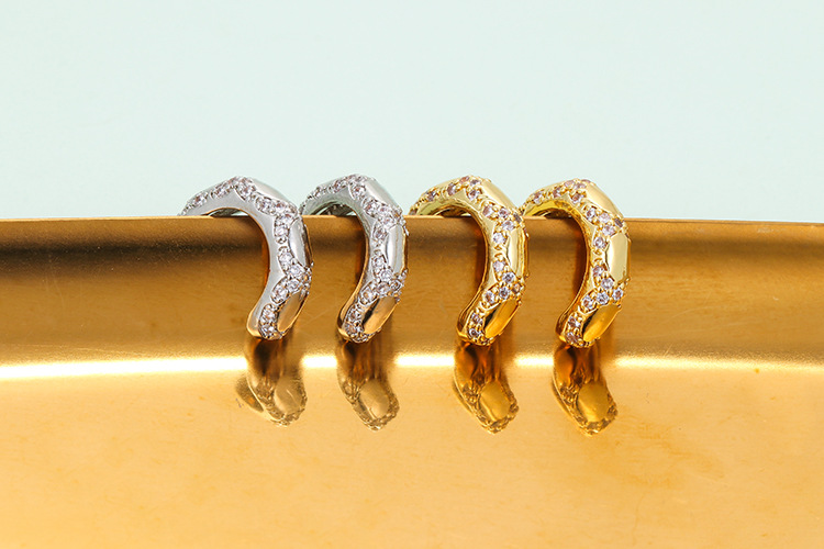 Plating Design Wholesale Jewelry Retro Diamond Circle Copper Ear Clip Nihaojewelry