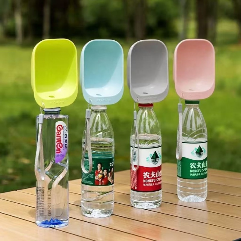 Bebedor de agua al aire libre para mascotas desmontable tazón de alimentación de agua portátil para viajar y pasear para perros