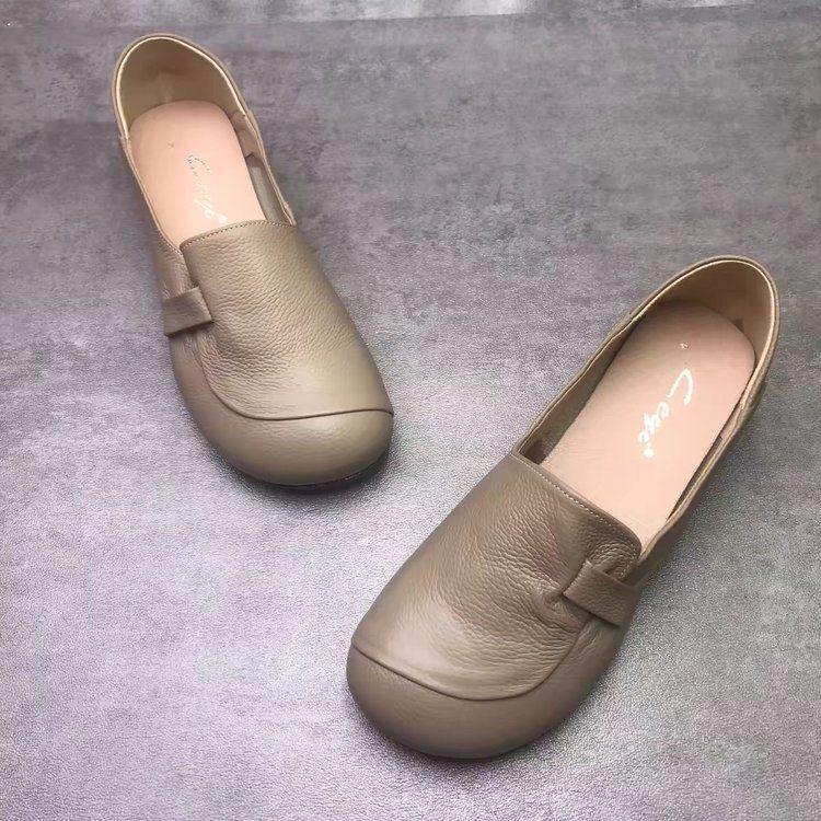 2026 zapatos de soltero de mujer de verano, zapatos de cuero suave, zapatos planos cómodos, zapatos de mujer de edad media y vieja, pies anchos y pedales