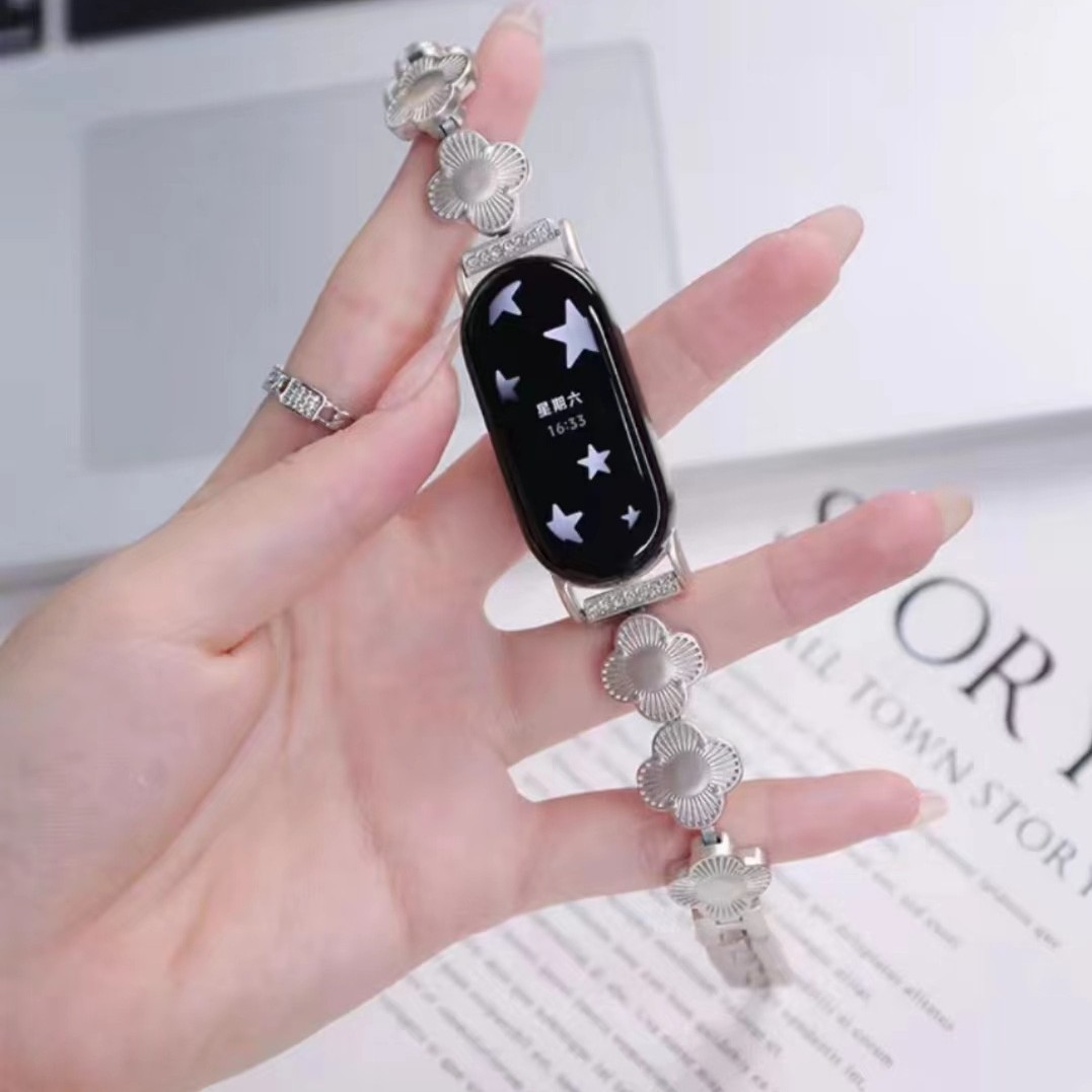 Suitable for Mi Band 9 Watch Band Four-leaf Clover Metal Women's Small Barbarian Waist nfc Edition Mi Band 8 Watch Band