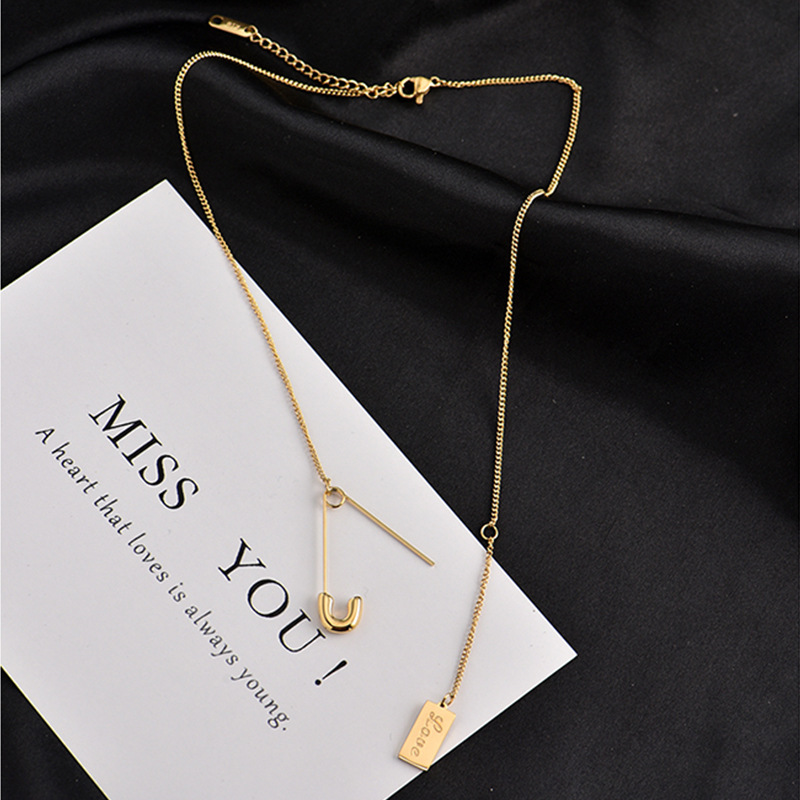 304 Stainless Steel 18K Gold Plated Simple Style Plating Geometric Necklace display picture 5