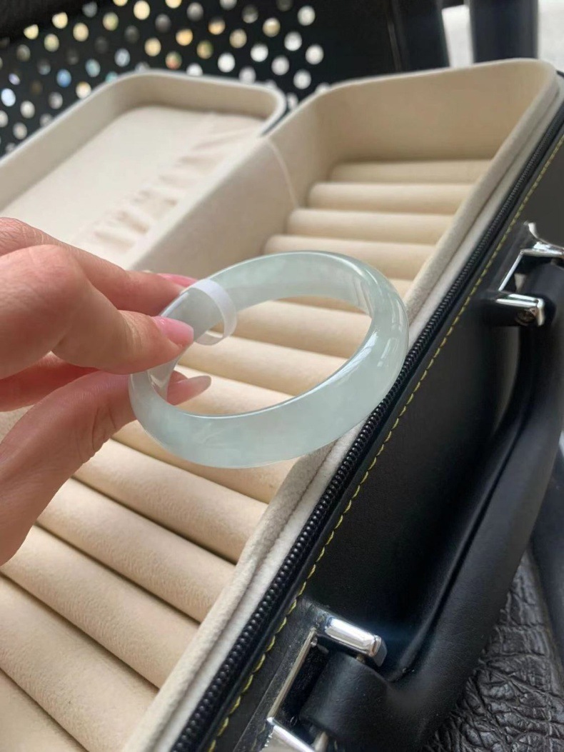 Vòng tay ngọc bích trắng ánh trăng Laokeng băng, phối đá quý tự nhiên, đường kính 50–65 mm chi tiết 4