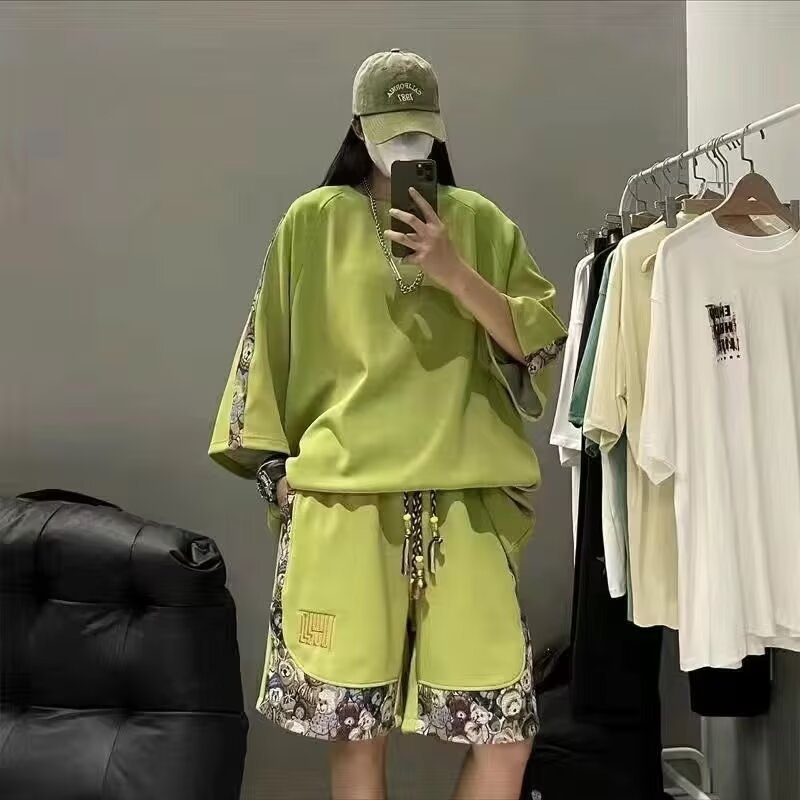 잔디 녹색