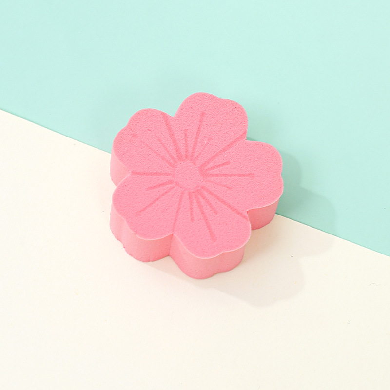 Pequeña flor de cerezo personalizada con polvo plano de forma especial, almohadilla de aire gruesa, no comer polvo, seco y húmedo, polvo de maquillaje, esponja