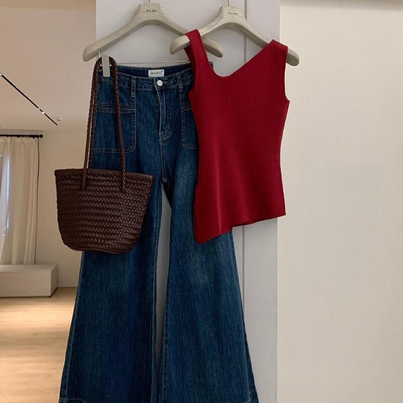 Hot Girl Style Irregular Asymmetrical Neckline Slit Camisole for Women, Summer Inner Wear with a Stylish Design, Slim Fit and Flattering Base Shirt Top Hot Girl Style Irregular Asymmetrical Neckline Slit Camisole for Women, Summer Inner Wear with a Stylish Design, Slim Fit and Flattering Base Shirt Top