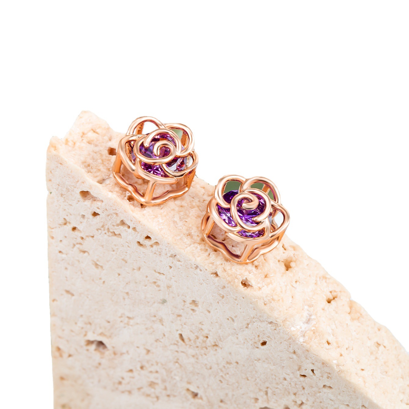 Pendientes de flor de nicho de lujo ligero de moda japonesa y coreana para las mujeres Joyería de Xuking colorido tesoro serie gema artificial Rosa pendientes