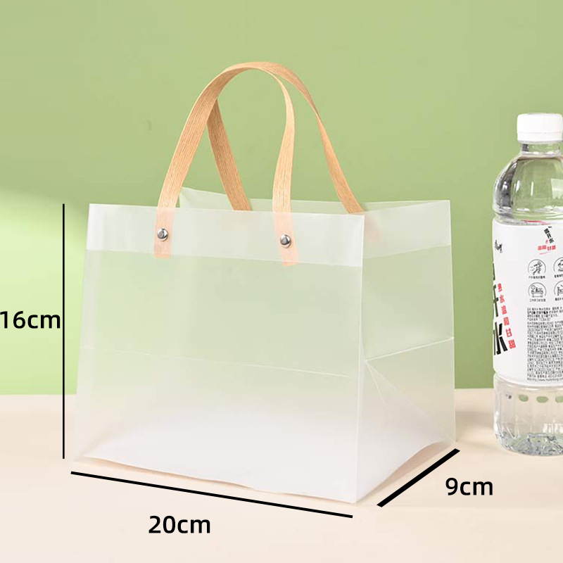 20 * 15 * 9; PP; 1: 1
