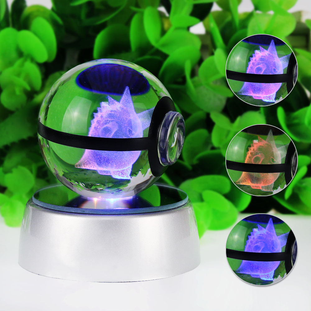 Exclusivo transfronterizo nueva serie de Navidad BOLA DE elfo Pokemon bola de cristal periférica super gigante dragón de pulverización de fuego luz nocturna