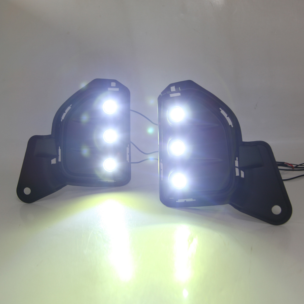 Adecuado para 14-16 Toyota león marino Luz de marcha diurna luz blanca Toyota Luz de marcha diurna