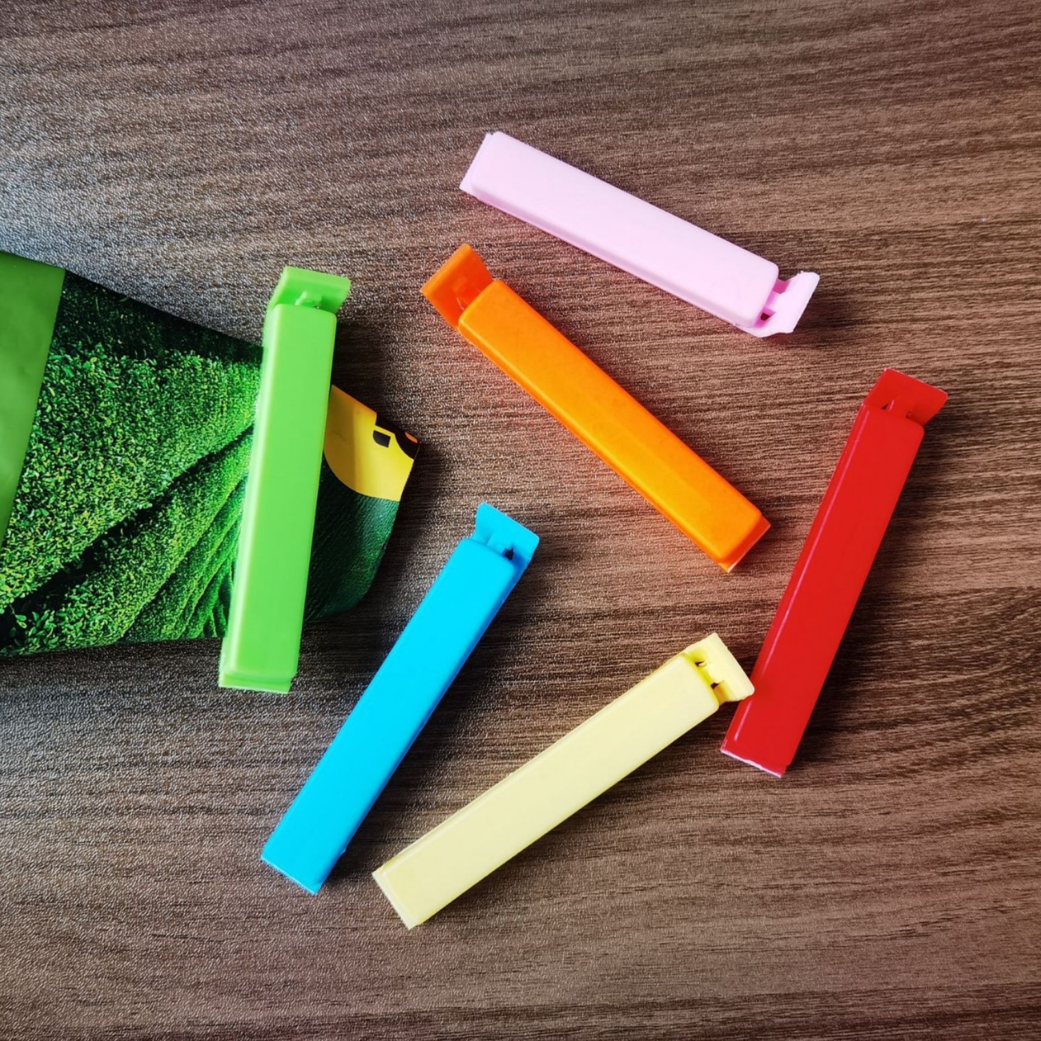 Clip de sellado creativo de 8cm se puede establecer logotipo de bolsas de plástico de sellado de bocadillos frescos al por mayor clip