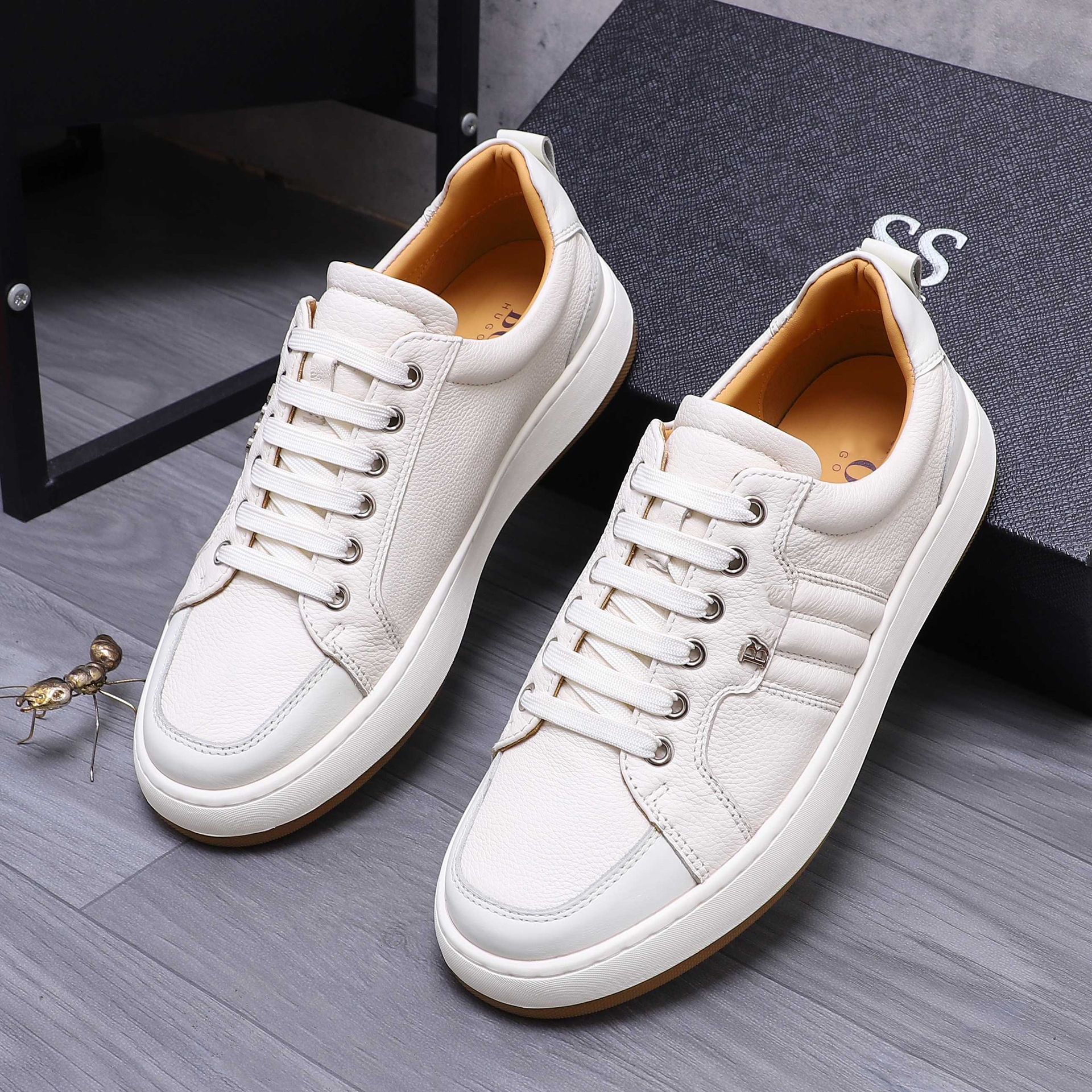 Men's Genuine Leather Casual Shoes Comfortable Versatile Low-top_voghion.com