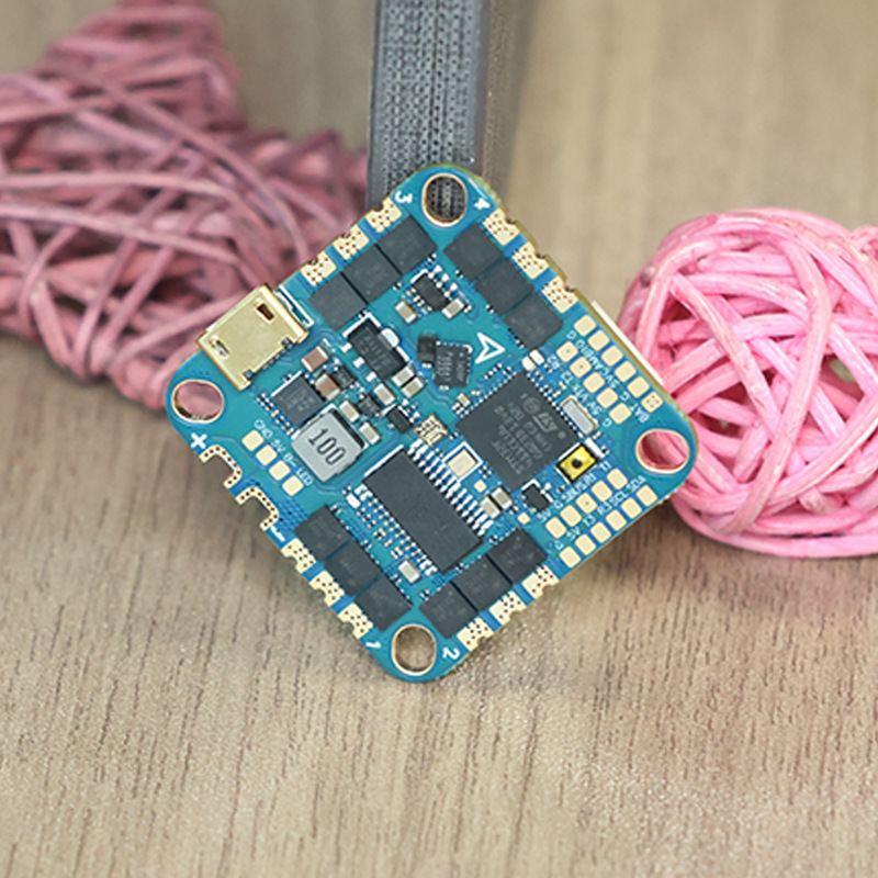 Haike 40a6s f411aio フライトコントローラー ESC ブラシレス fpv トラバースマシン DJI ドローンアクセサリー航空機モデル|undefined