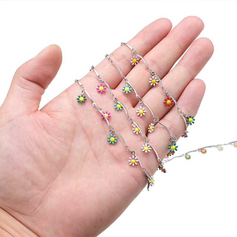 1 Piece Foot Daisy DIY Jewelry Accessories Bracelets Anklet 304 Stainless Steel Enamel Women's Sweet Pastoral DIY Jewelry Accessories Bracelets Anklet display picture 5