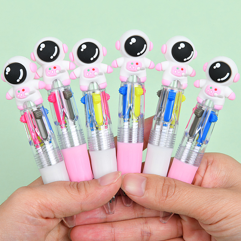 Cosmonauta encantador dibujos animados astronauta mini bolígrafo de cuatro colores bolígrafo de cuentas de mano de colores estudiantes premios papelería al por mayor