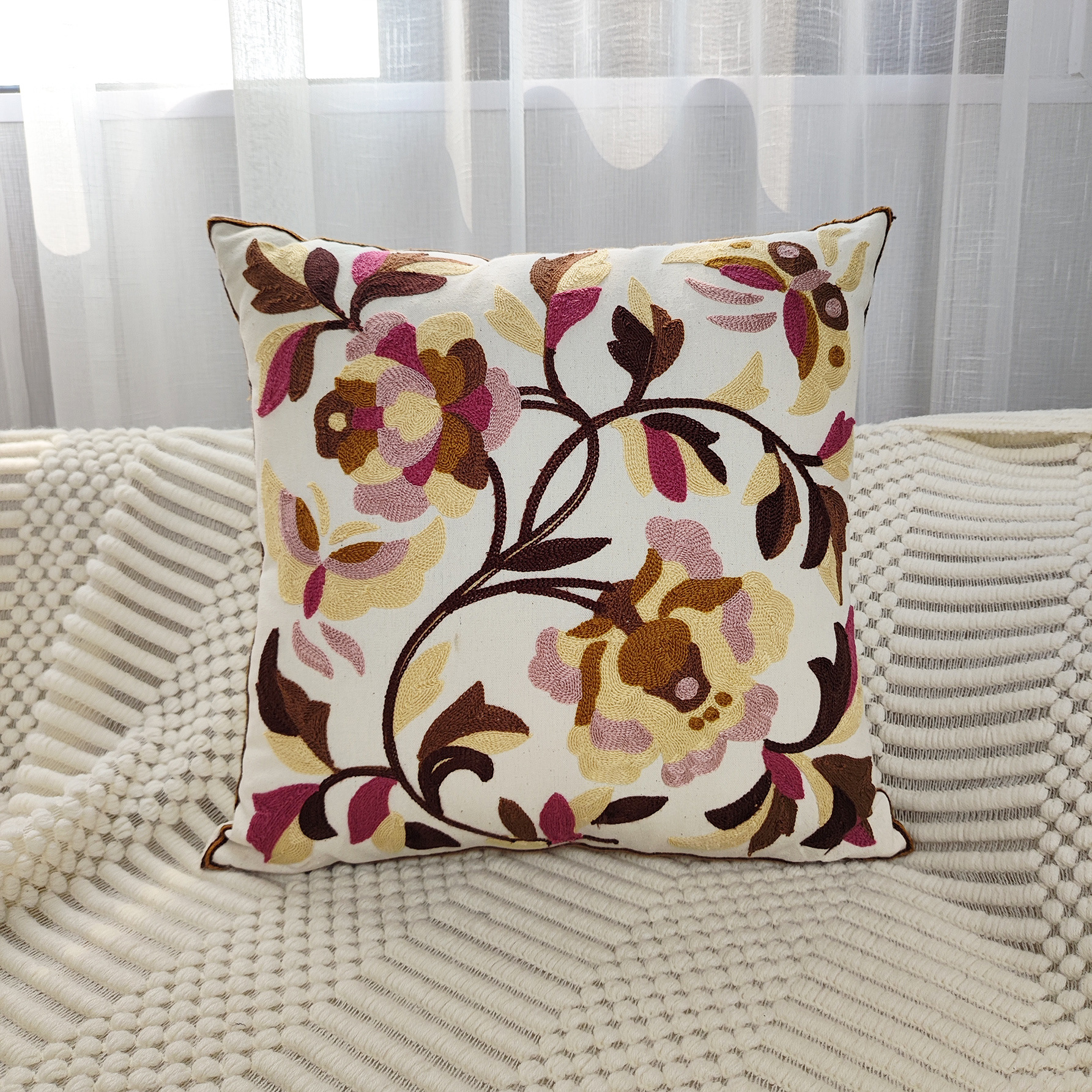 Letras transfronterizas personalizadas toallas bordadas almohada cubierta de sofá sala de estar almohada cubierta de respaldo cubierta de alta calidad sin núcleo