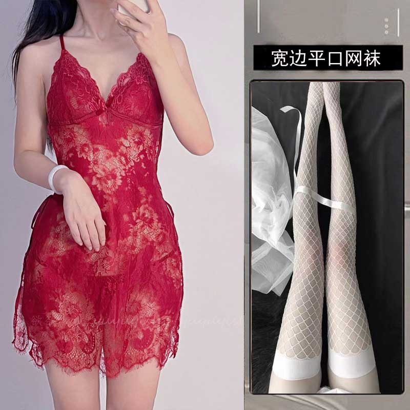 + 챙이 넓은 흰색 메쉬 양말