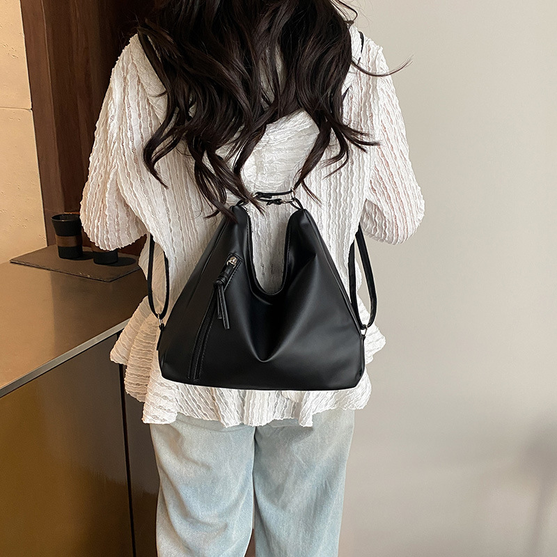 2025 primavera nuevo estilo estilo occidental mochila de gran capacidad tendencia de la moda textura casual bolso de mensajero de un solo hombro para mujer