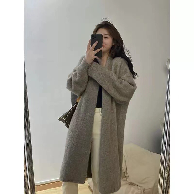 クロスボーダーの香風が膝を越えた中のロングニットのカーディガンの女性服はゆったりとしていて、柔らかくて、優しい純色のセーターのコートです。|undefined