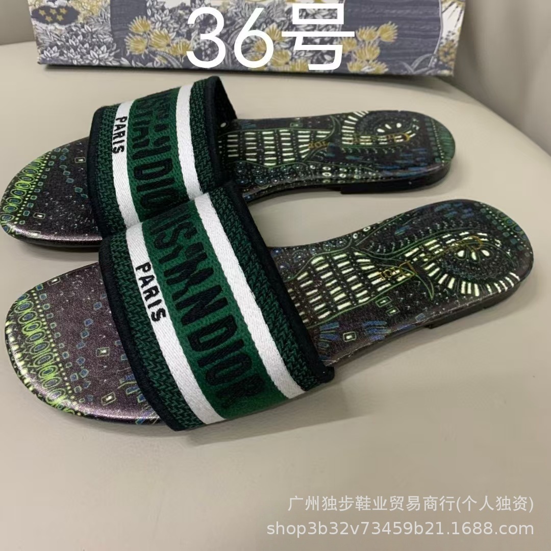 Zapatillas de piso plano de moda versátiles en forma de una forma D clásica transfronteriza adecuada para extranjeros no molestes nacionales image 42