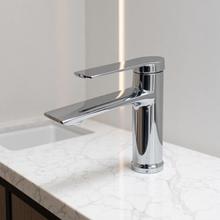 �Ӹ��L��̵ͱ�����ˮ���^�l���gԡ��̨�����ϴĘϴ����ˮ���^