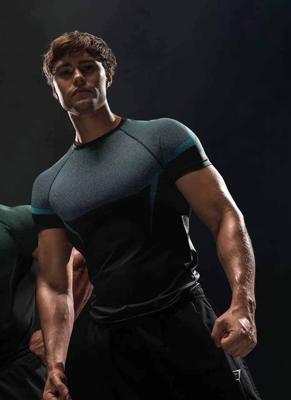 로고가 없는 블랙 블루