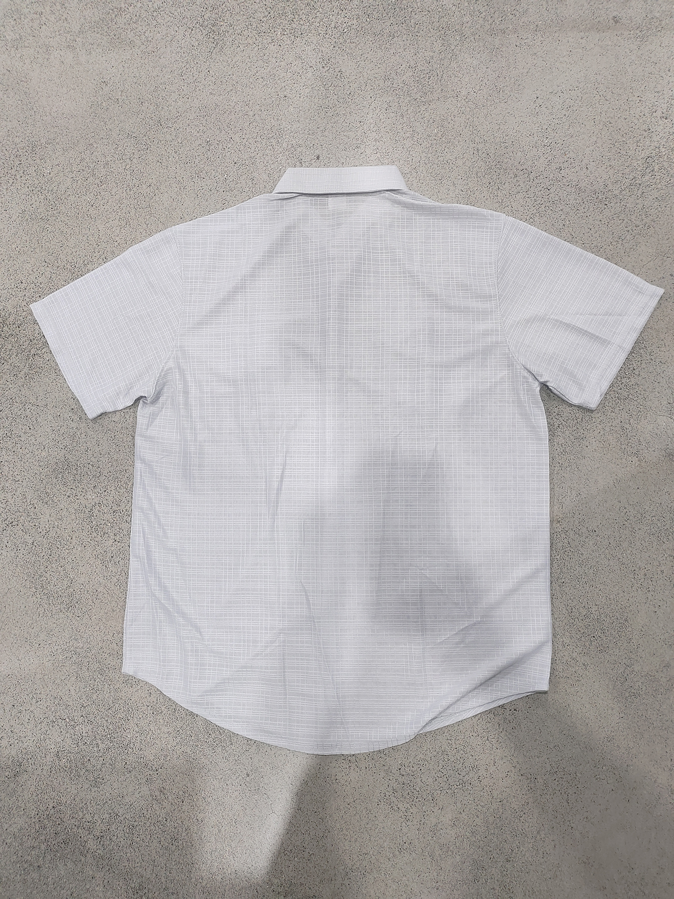 Chemise d'été à manches courtes pour homme, couleur unie, double poche, décontractée, pour les vacances_voghion.com