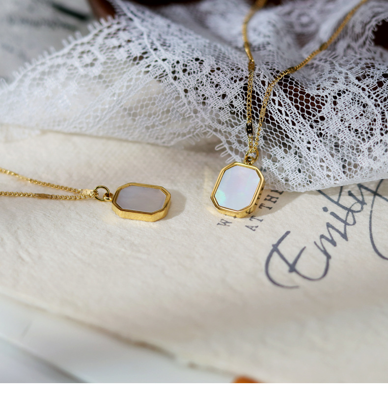 Simple Style Geometric Titanium Steel Plating Shell Pendant Necklace 1 Piece