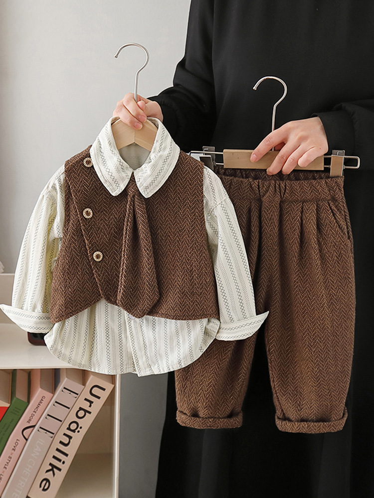 Conjunto de tres piezas de chaleco y camisa estilo coreano para niños 7753, nuevo conjunto de chaleco y pantalones para bebés y niños, primavera y otoño 2026