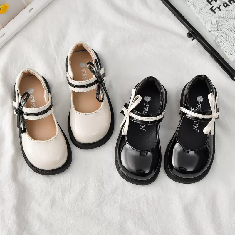 女童皮鞋2025新款春秋儿童鞋子黑色小香风公主鞋春季女宝软底单鞋