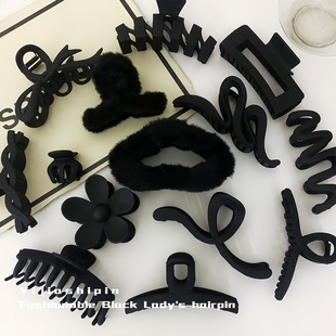 �l�AŮʿ���b�M�ϻ��b��ɫ���X��ins�W�t�L���n؛���~ץ�A�����Y