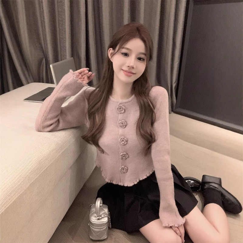 French-Style Ruffled Round-Neck Knit Sweater for Women, 2026 Autumn and Winter New Floral Long-Sleeve Sweater Base Layer Top French-Style Ruffled Round-Neck Knit Sweater for Women, 2026 Autumn and Winter New Floral Long-Sleeve Sweater Base Layer Top