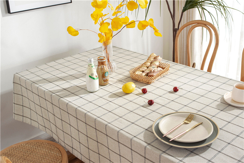 Tovaglia rettangolare geometrica a quadri a doppia linea in cotone-poliestere con bordo arrotolato, ideale per tavoli da pranzo e tavolini da caffè._voghion.com