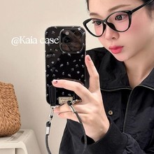 甜酷黑色系碎花朵适用苹果16ProMax手机壳iPhone15新款13/14/12/1