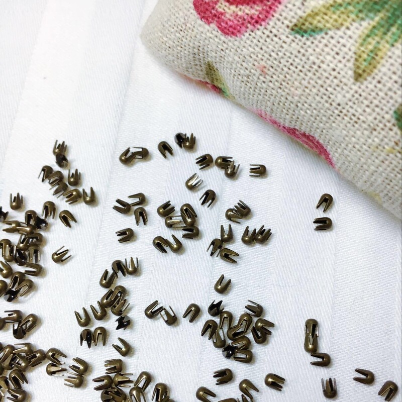 2mm small mini round bead claw nail DIY doll dress shoe bag accessories BJD baby rivets