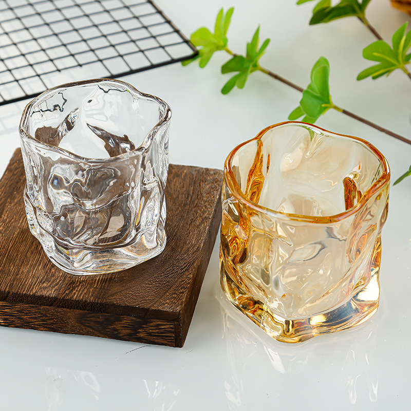 Nuevo ins estilo Twist Cup set bar whisky transparente resistente a altas temperaturas taza de vidrio esmerilado hogar