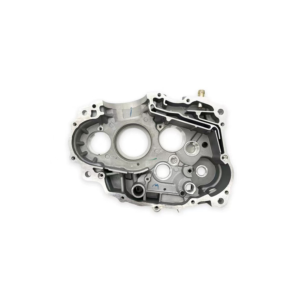 Suitable for Huayang T4 Zongshen Pr300 Engine Crankcase, Left and Right Cases, Zs175Fmn Middle Case