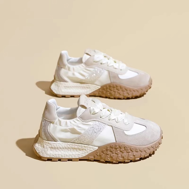 Silberne Damen Freizeitschuhe Aus Echtleder Und Satin Mit Plateausohle_voghion.com