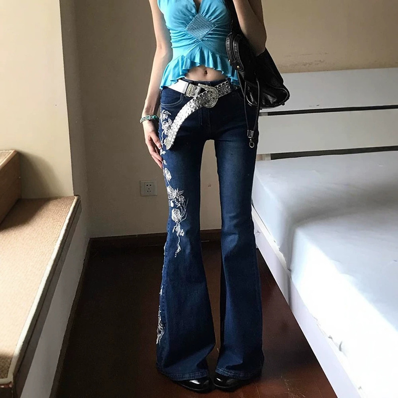 American retro hot girl style slim-fit skinny jeans for women, summer vintage floral embroidered micro-flared long pants American retro hot girl style slim-fit skinny jeans for women, summer vintage floral embroidered micro-flared long pants