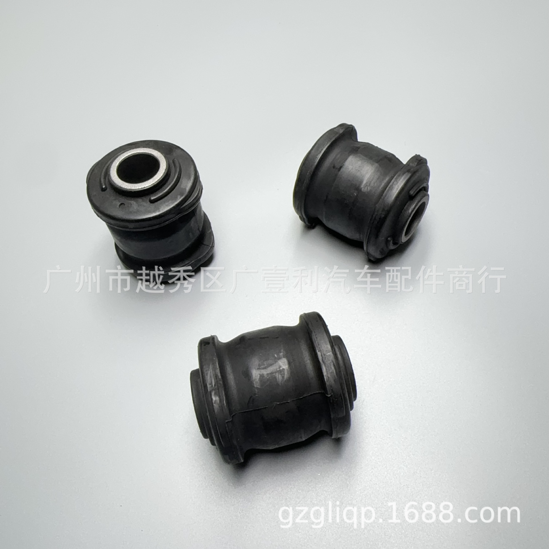 Applicable to 48655-12050 48075-12010b 48076-12010b AE100 lower suspension rubber sleeve
