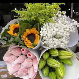 鲜花带花苞百合玫瑰向日葵康乃馨勿忘我春花云南鲜花基地直发厂