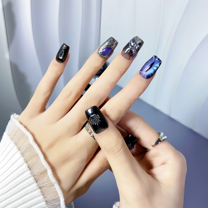 Dark Luxury Wearable Nails with Full Rhinestones, Niche Design, Three-Dimensional Rhinestone Embellishments, Personalized European and American Style Nail Stickers