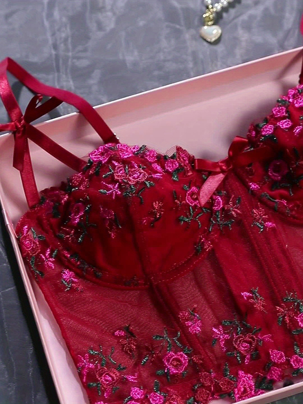 Women's Floral Embroidered Bra With Bow And Adjustable Straps_voghion.com