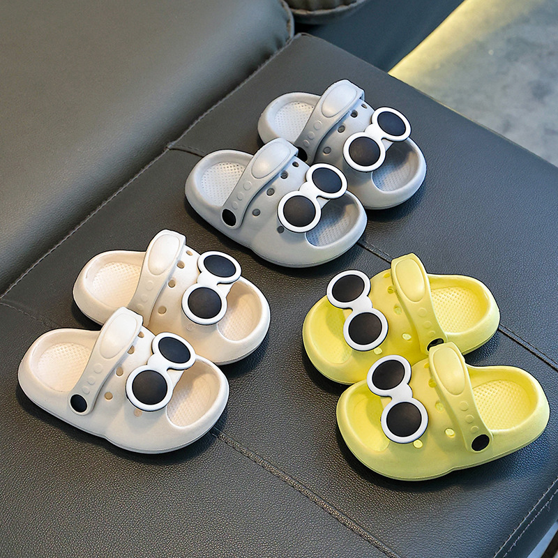 Summer children's sandals for men and women for early age