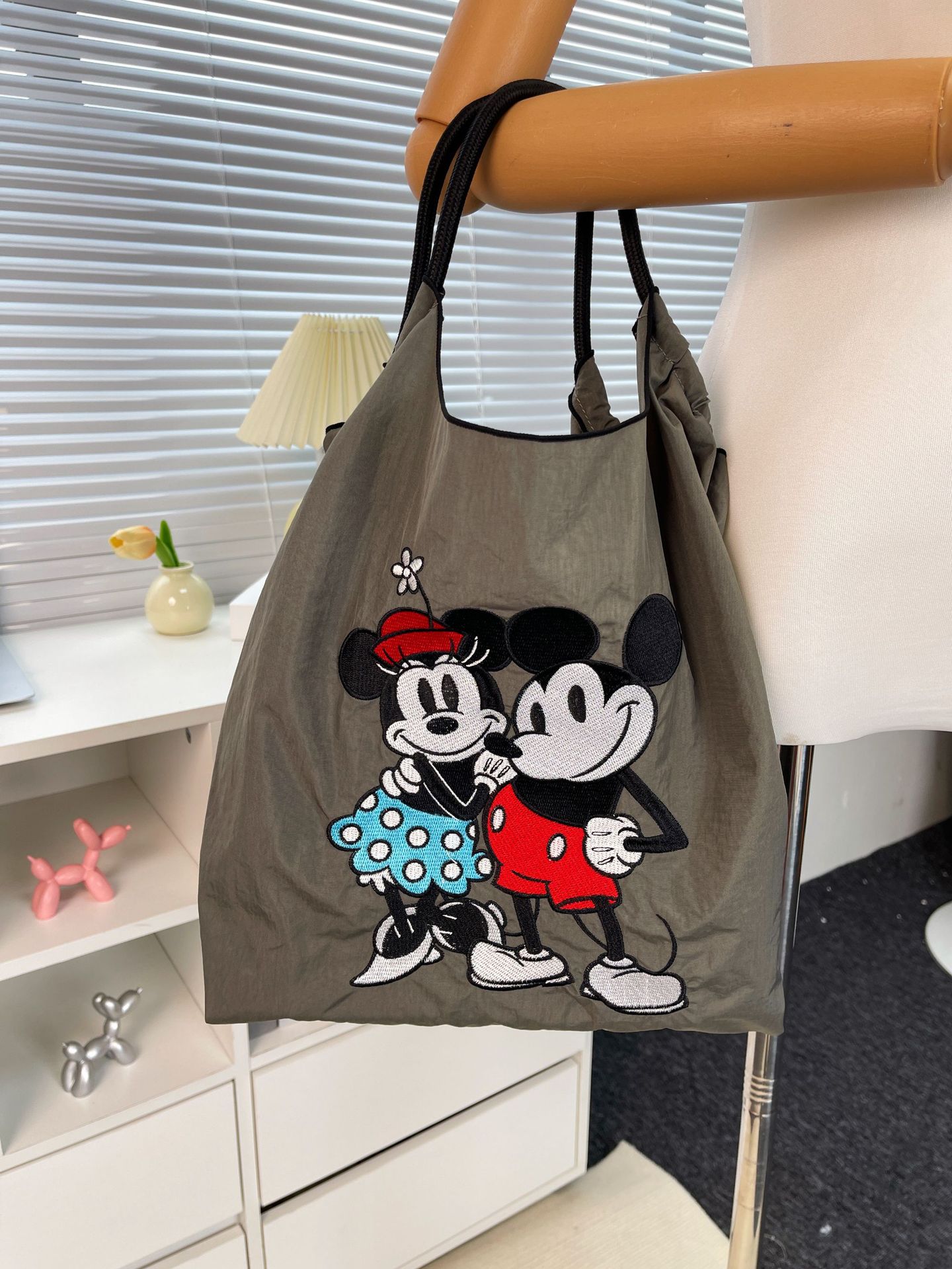 다크 그레이 미키 미니