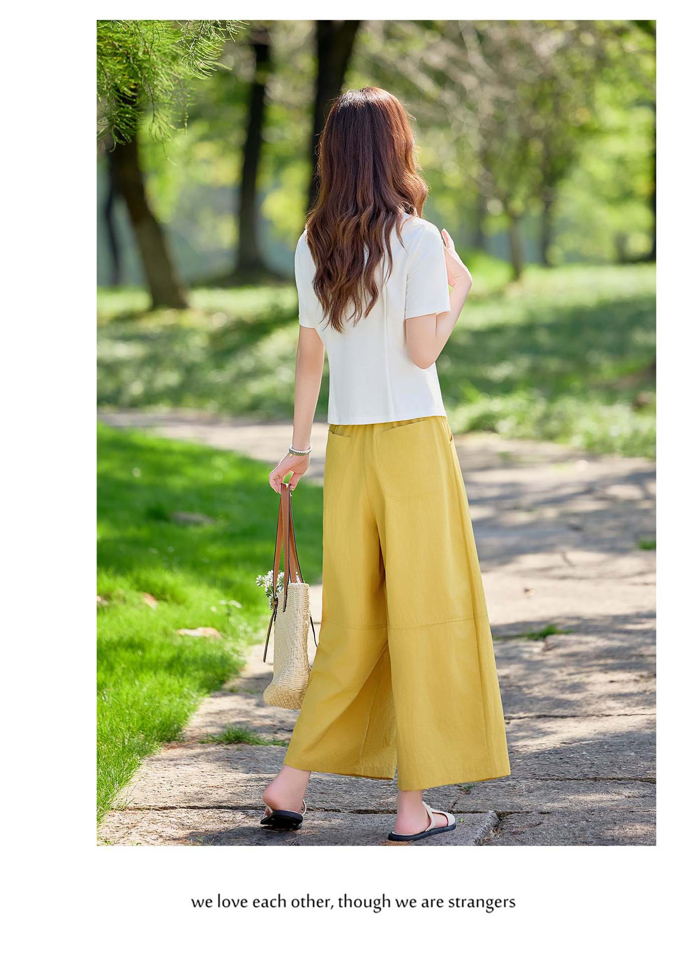 Bộ hai mảnh áo sơ mi thêu hoa kết hợp chân váy cạp cao tay bồng — Màu ảnh chi tiết 12