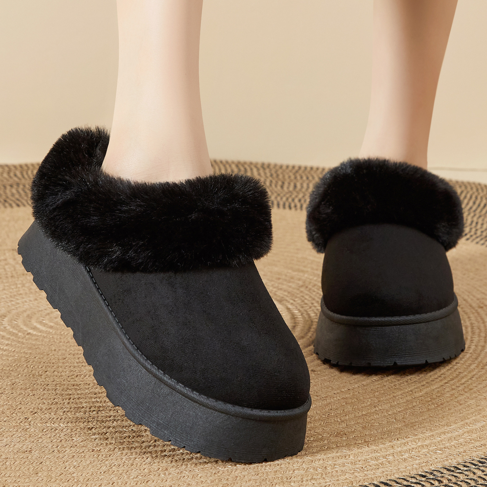 Botas de nieve para mujeres nuevas zapatos de algodón cálidos de altura y botas gruesas de lana para mujeres botas de algodón de fondo grueso botas cortas de moda versátiles