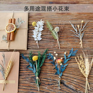 Small Bouquet Gift Dried Flowers Real Flowers Gypsophila Decorative Corsage Envelope Invitation Bookmark Wedding Invitation Graduation Eternal Flower