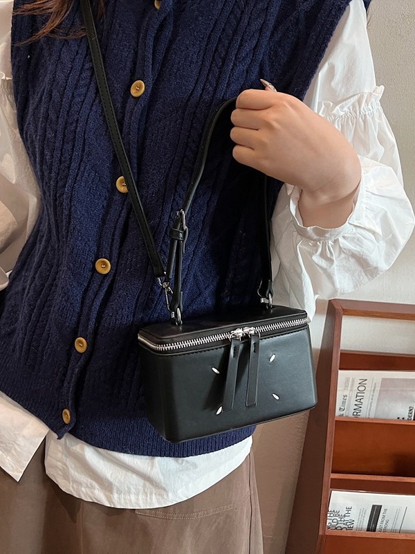 Bolso de moda coreano para mujeres 2024 nuevo bolso de caja cuadrada simple y versátil bolso de hombro pequeño diseño popular