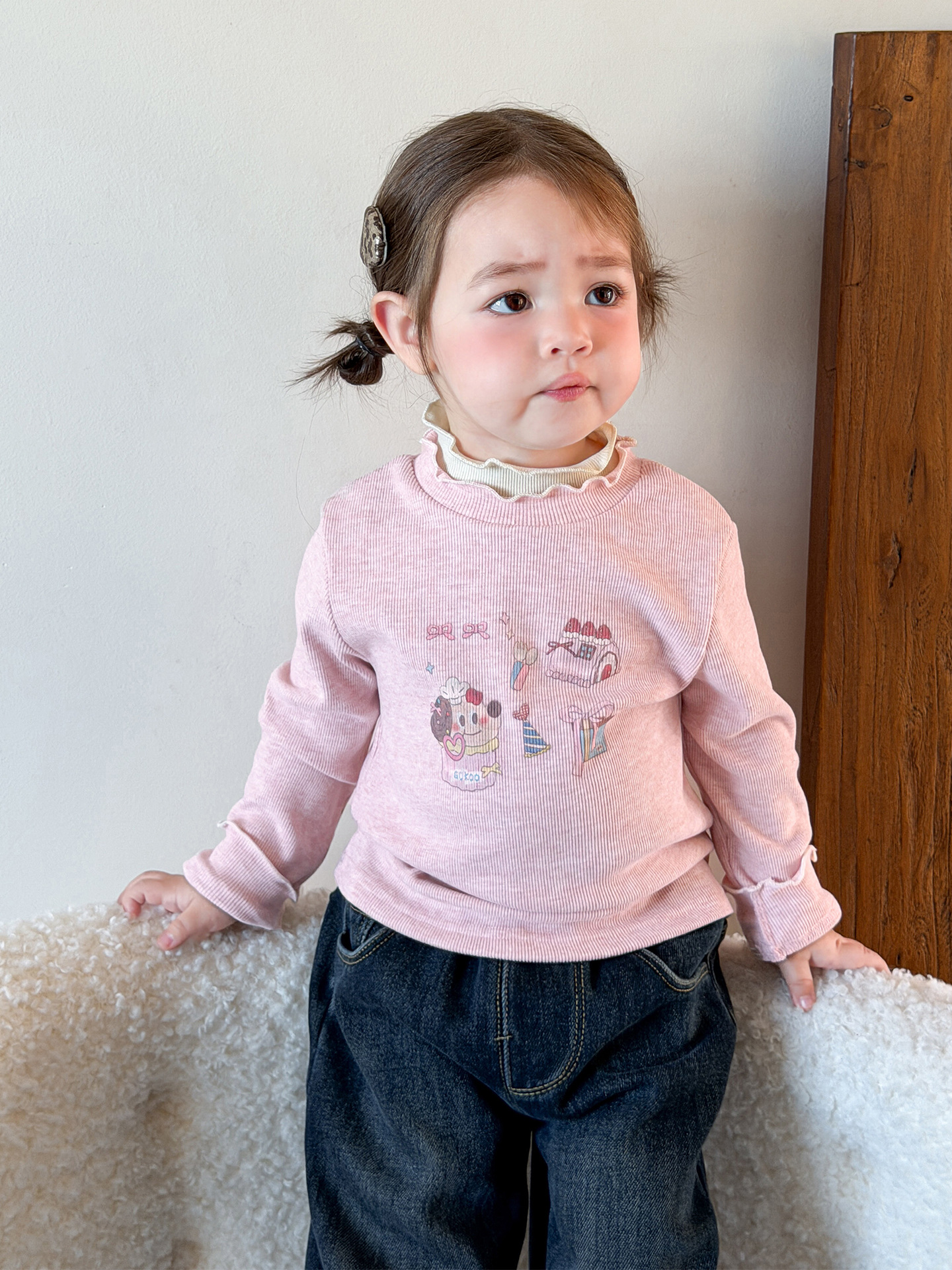 Sugar Pear ropa infantil camiseta de base para niñas 2025 otoño y invierno medio cuello alto para niños camiseta de manga larga con la parte superior ropa de bebé